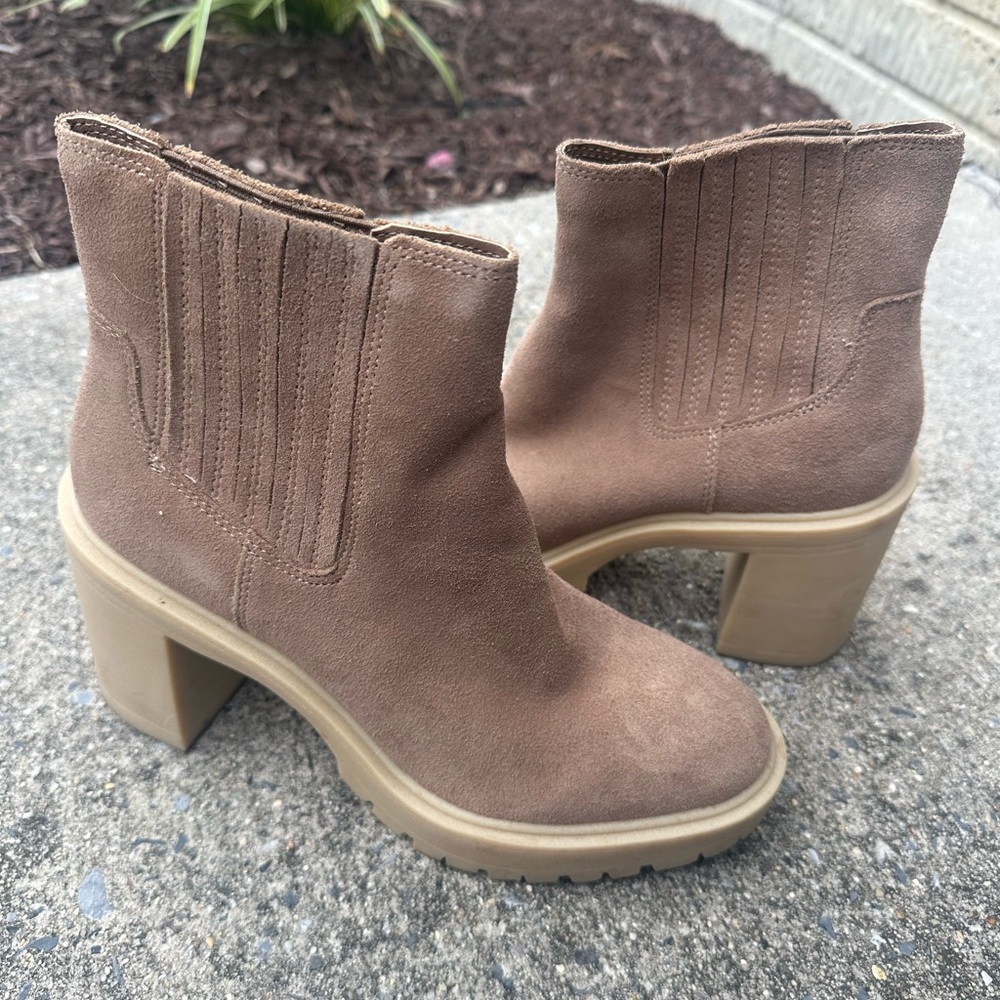 Dolce Vita Tan Heeled Boots
